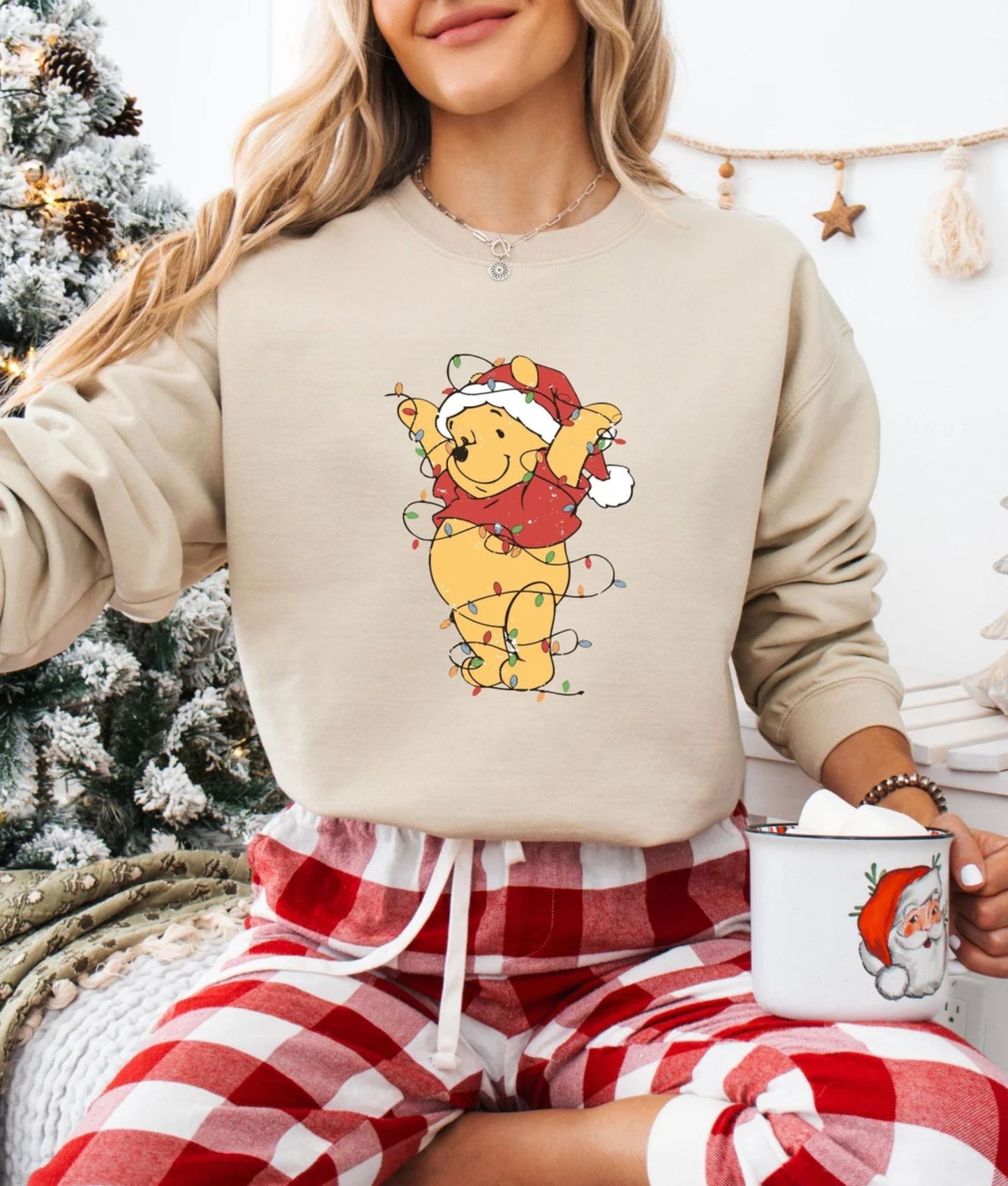 Vintage Pooh Weihnachtslicht Sweatshirt - Weihnachtslichter Hoodie