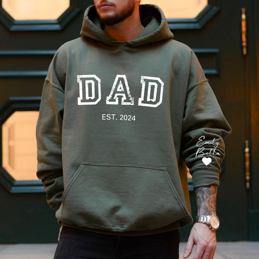 Personalisiertes Papa-Est-Sweatshirt und Hoodie mit Kindernamen auf dem Ärmel, Vatertagsgeschenk