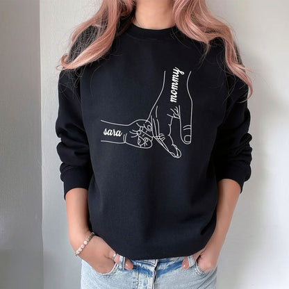 Personalisierte Mama Shirts mit Kindernamen – Hände Motiv