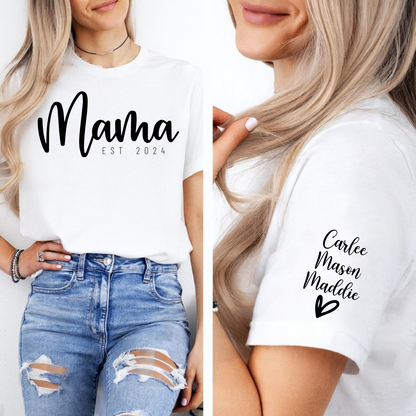 Personalisiertes 'Mama EST 2024' Sweatshirt mit Namen auf den Ärmeln