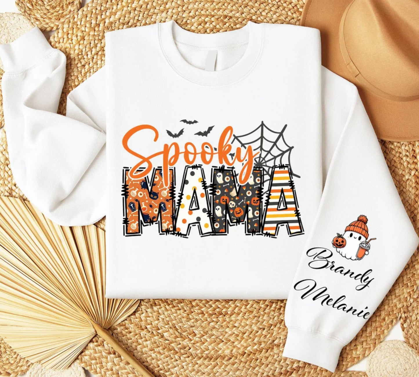 Individuelles Mama Halloween Sweatshirt - Personalisiertes gruseliges Mama Shirt, Geschenk für Mama