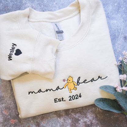 Personalisiertes Besticktes Mama Bären Sweatshirt mit Kindernamen