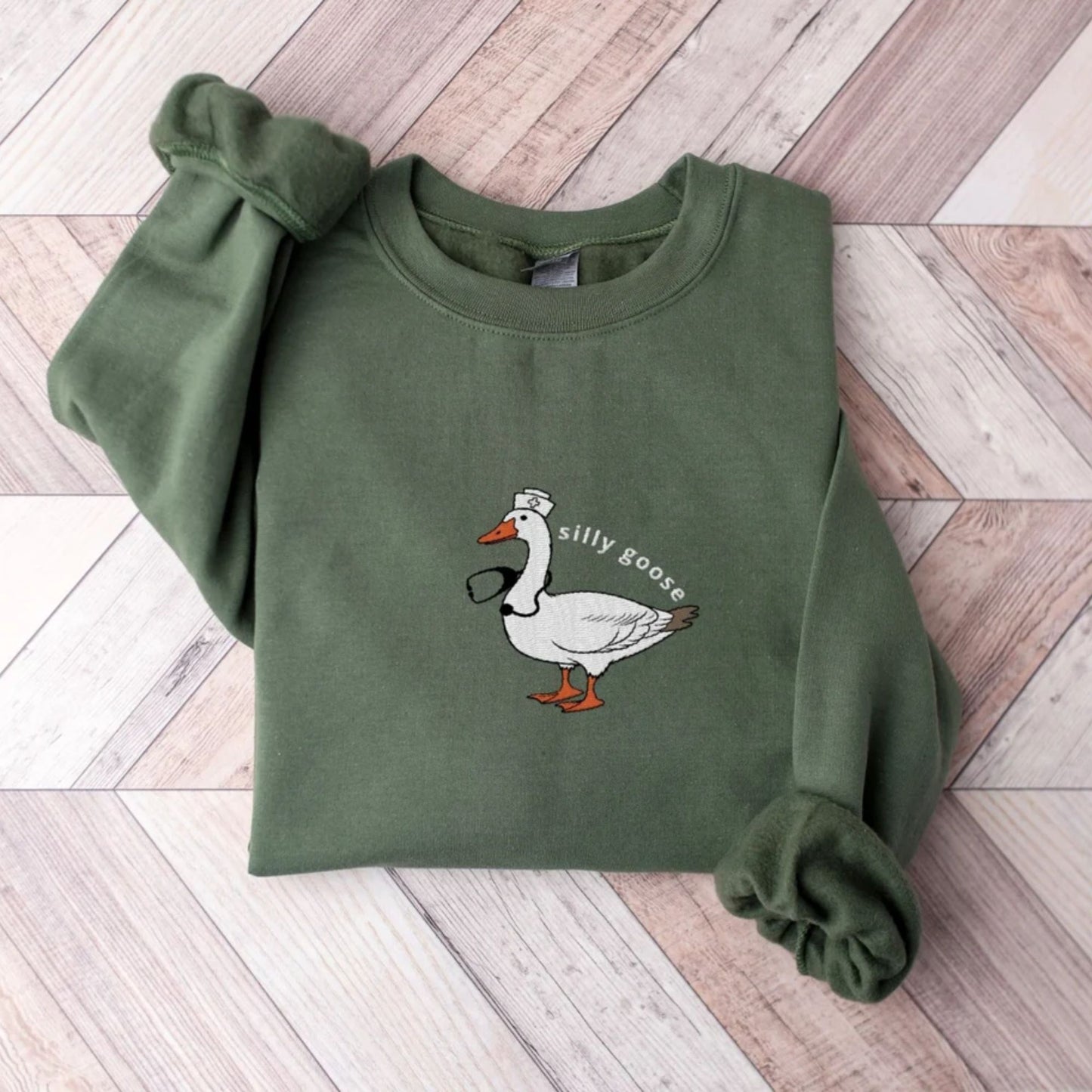 Besticktes Krankenschwester Silly Goose Sweatshirt - Geschenk für Krankenschwestern, Silly Goose Hoodie für Krankenschwestern