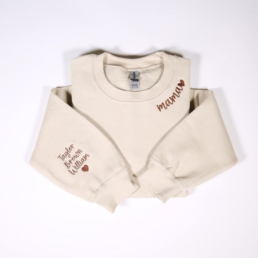 Personalisierter bestickter Mama-Sweatshirt mit Kindernamen auf dem Ärmel, Geschenk für Mama