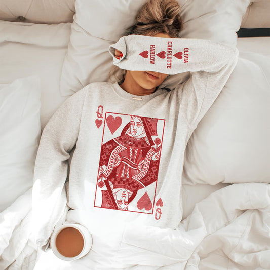 "Queen of Hearts" Personalisiertes Valentinstag-Sweatshirt, Individuelles Geschenk für Mama