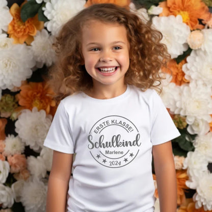 Erstklässler T-Shirt: Personalisiertes T-Shirt für Kinder, Schulkind 2024 Shirt mit Namen