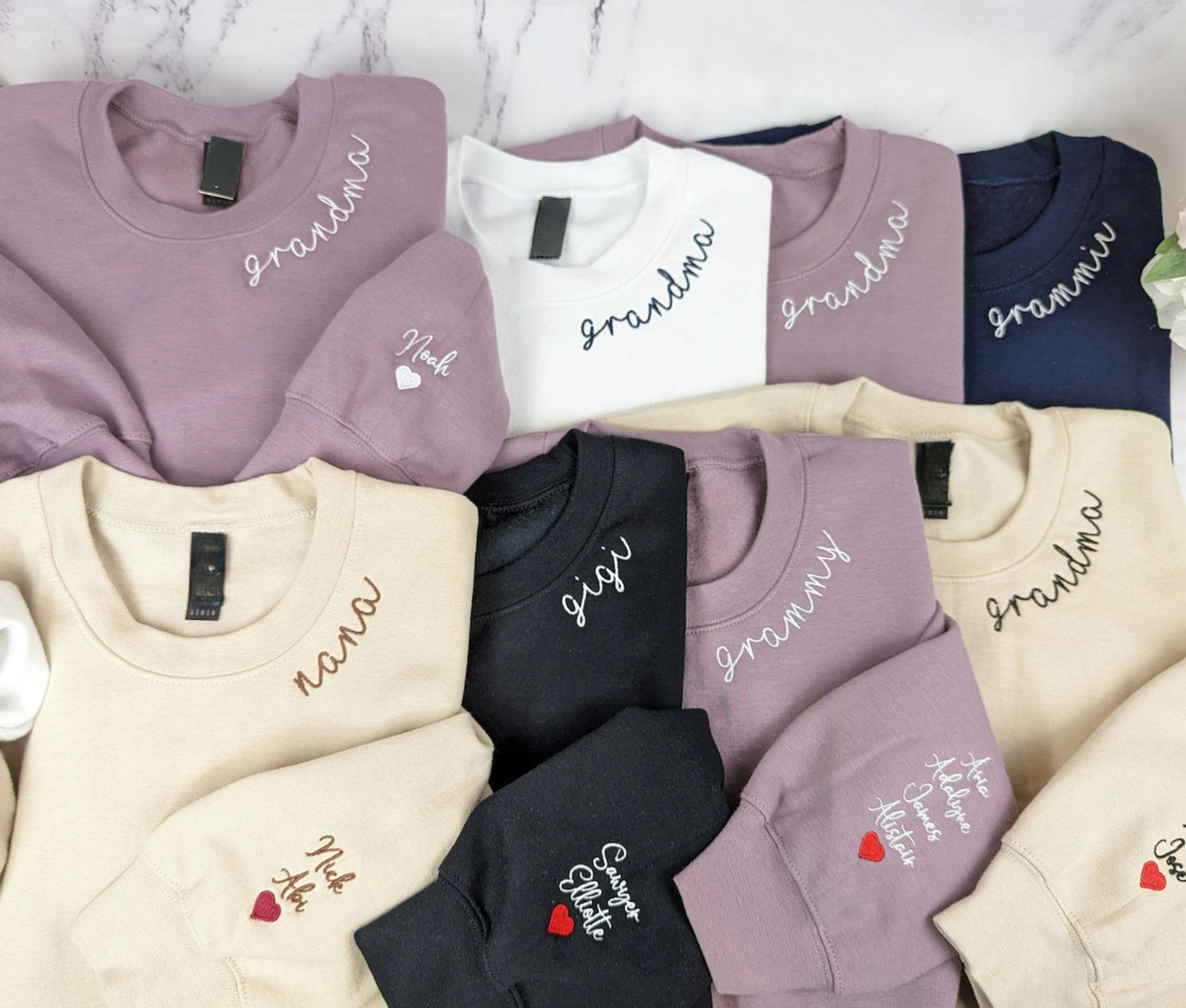 Personalisiertes besticktes Mama, Oma-Sweatshirt mit den Namen der Kinder, Muttertagsgeschenk