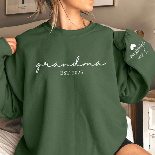 Personalisiertes Oma-Sweatshirt mit Enkelnamen auf dem Ärmel, Geschenk für Oma