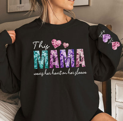 Diese Mama trägt ihr Herz Sweatshirt – Geschenk für Mama