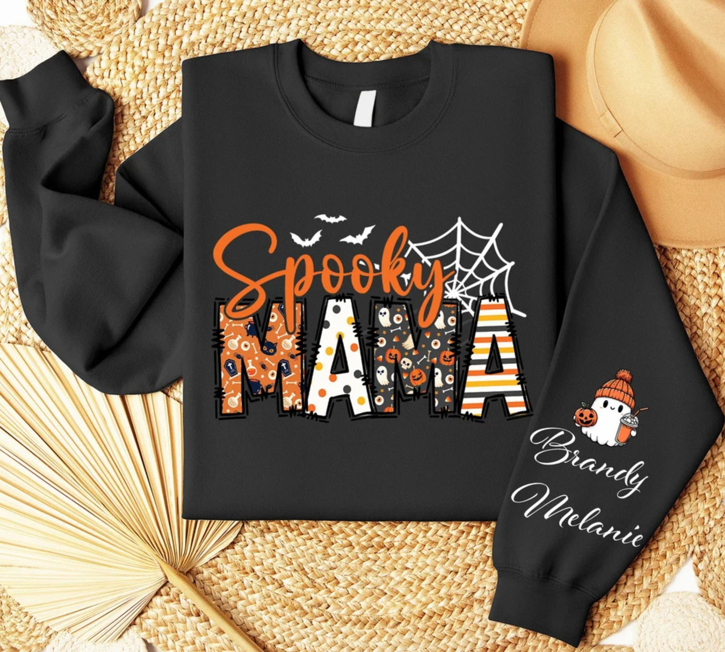 Individuelles Mama Halloween Sweatshirt - Personalisiertes gruseliges Mama Shirt, Geschenk für Mama