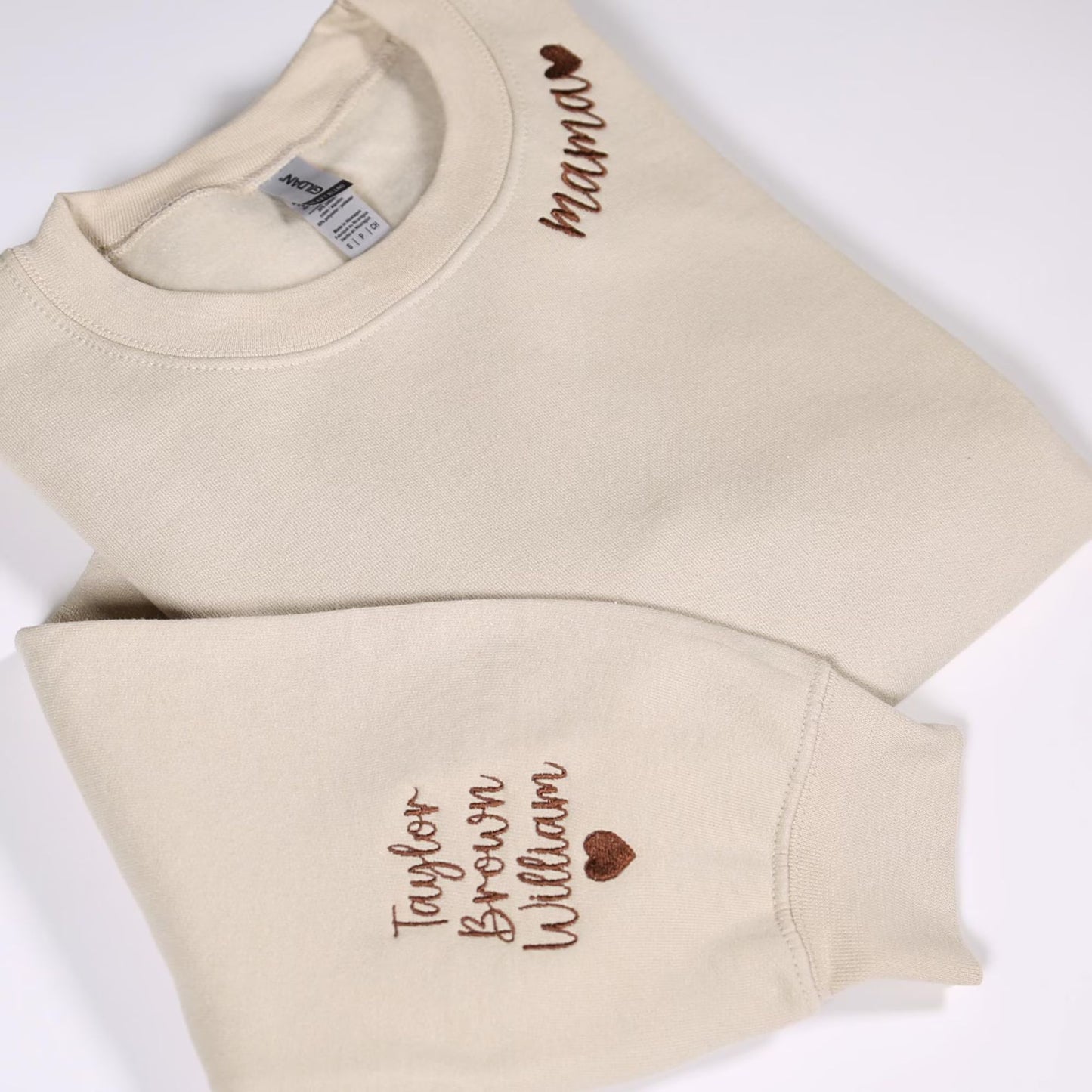 Personalisierter bestickter Mama-Sweatshirt mit Kindernamen auf dem Ärmel, Geschenk für Mama