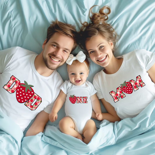 Erdbeer Erstgeburtstag Familien-Abstimmungs T-Shirt - Geburtstagsgeschenk