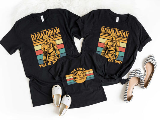 Dadalorian und das Kind Partnerlook-Shirt, Dadalorian und Mamalorian Shirt, Familienoutfits