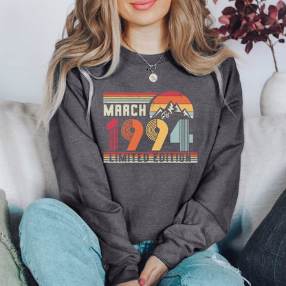Personalisiertes Retro Birthday Sweatshirt – Geschenk für Geburtstag