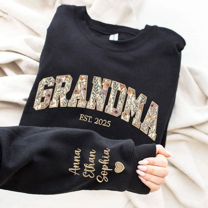 Bestickter Mama Oma Pullover mit Namen, Geschenk für Mama
