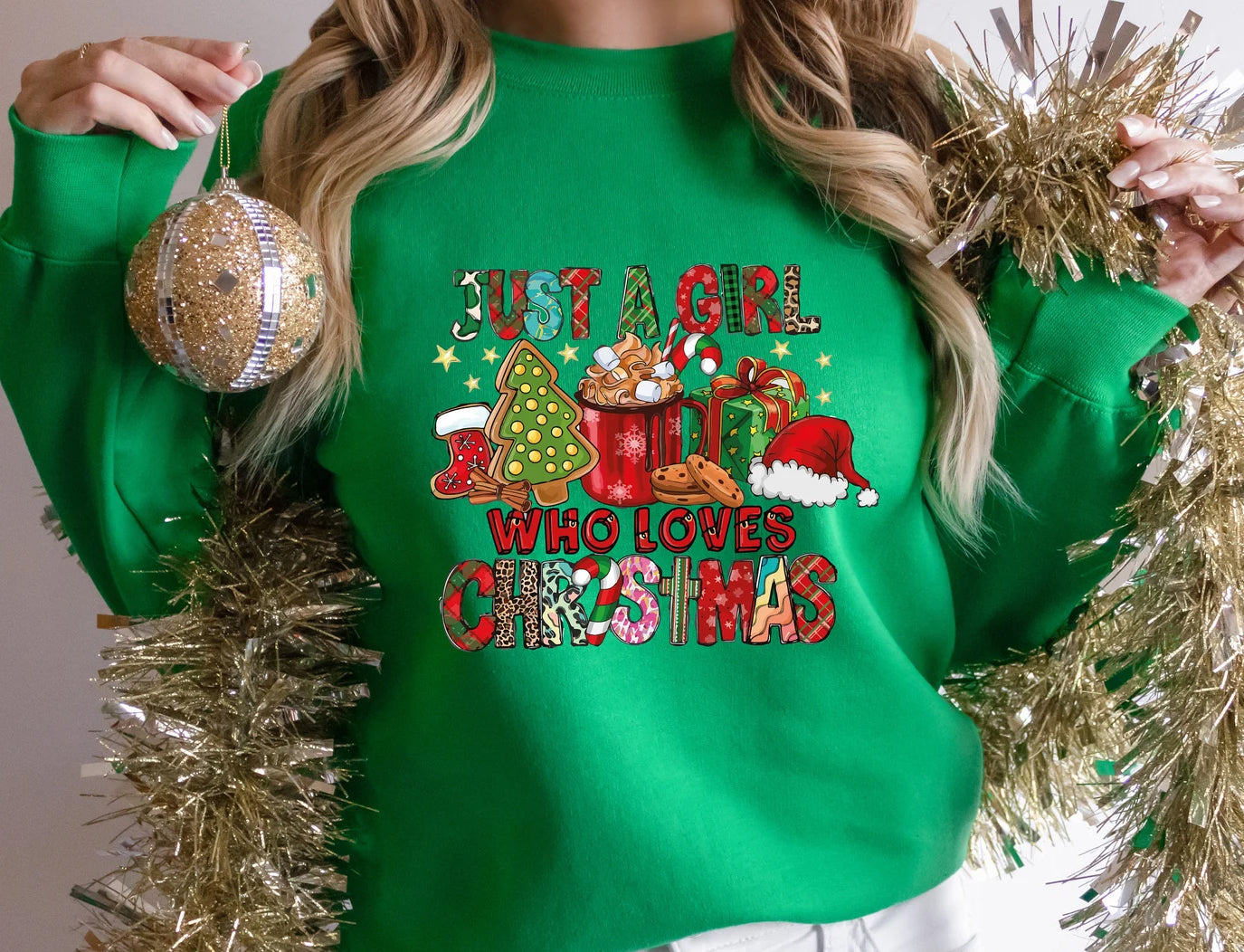 Just a Girl Who Loves Christmas-Sweatshirt – Festliches Geschenk für Sie