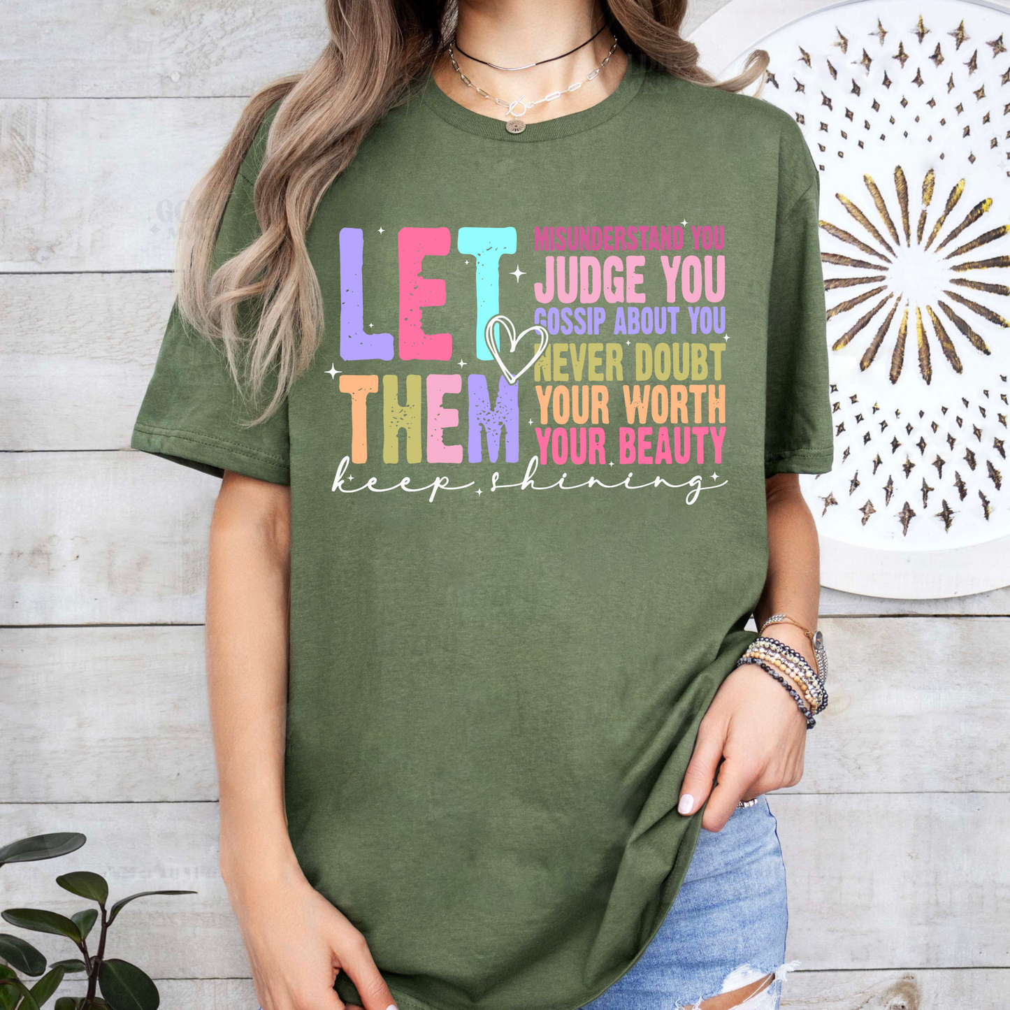 Lass Sie Strahlen: Inspirierendes Selbstliebe Shirt