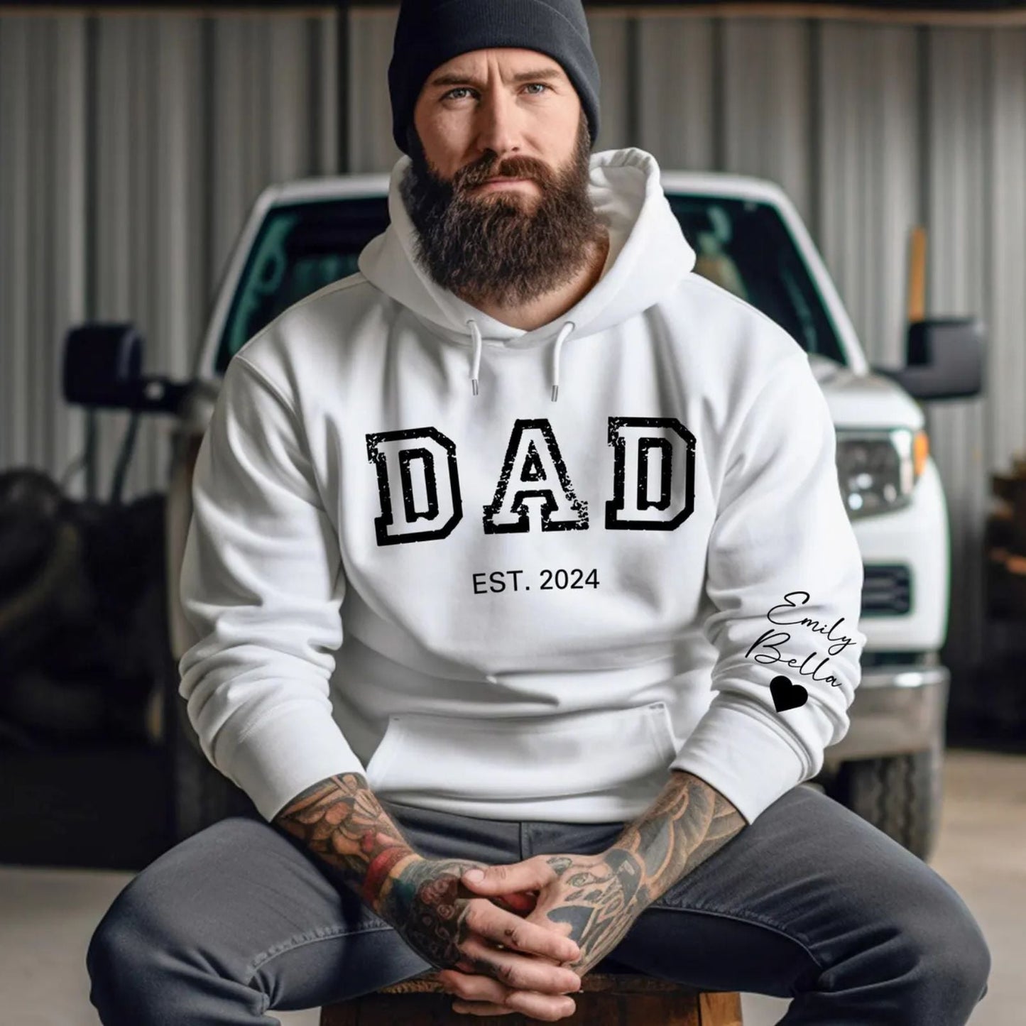 Personalisiertes Papa-Est-Sweatshirt und Hoodie mit Kindernamen auf dem Ärmel, Vatertagsgeschenk