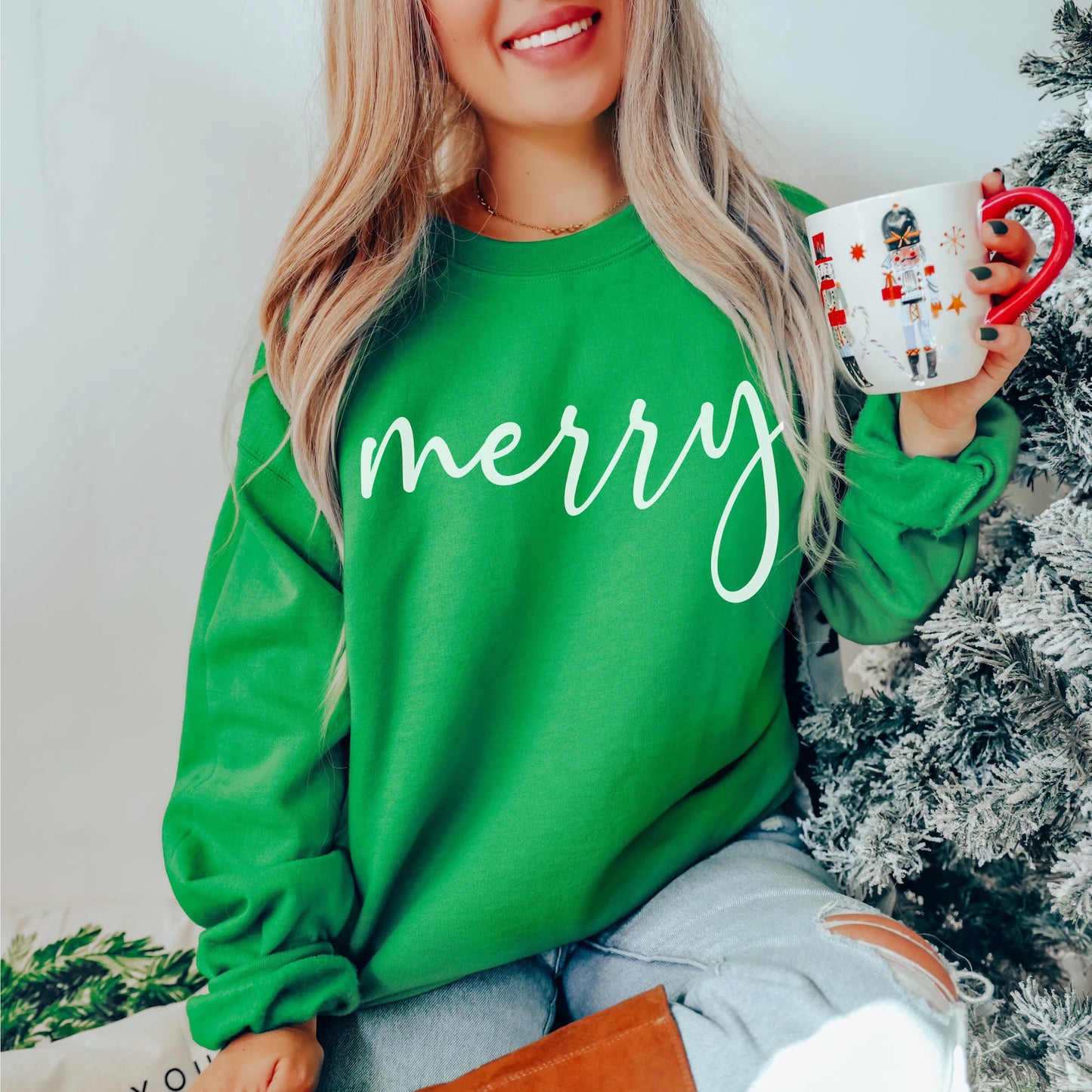 Merry Christmas Sweatshirt – Festliches Geschenk für Sie
