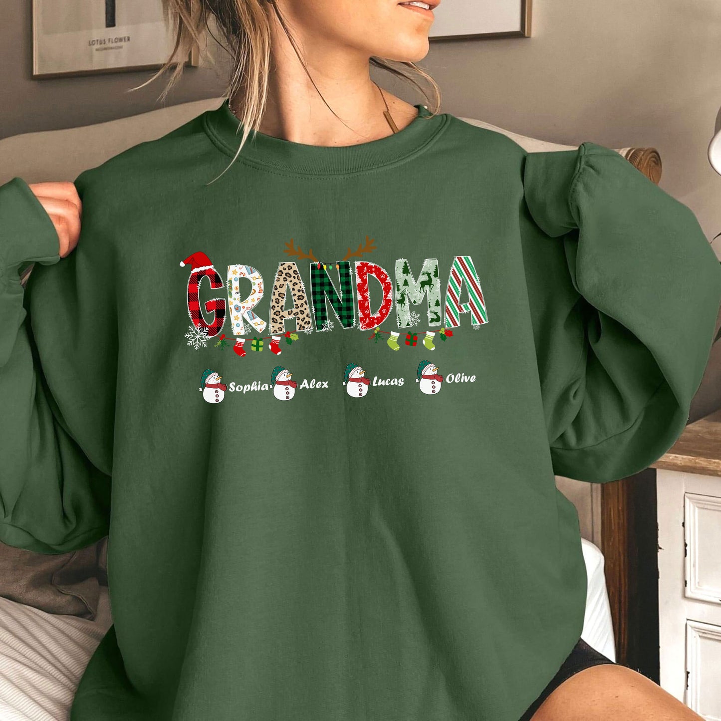 Personalisiertes Oma Sweatshirt mit den Namen der Enkelkinder – Weihnachtsgeschenk für Oma