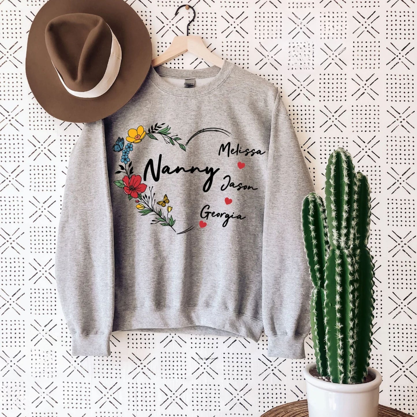 Personalisiertes Oma Sweatshirt - Oma Geschenk mit den Namen der Enkelkinder