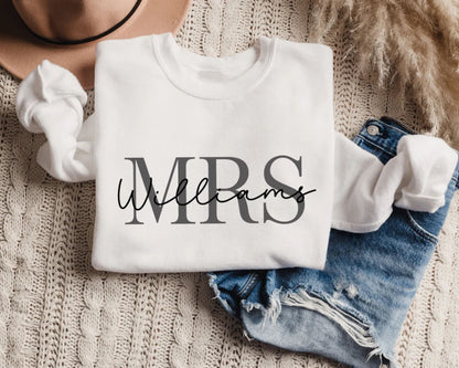 Personalisierter Mr & Mrs Sweatshirt mit Namen – Flitterwochen- und Hochzeitsgeschenk für Paare