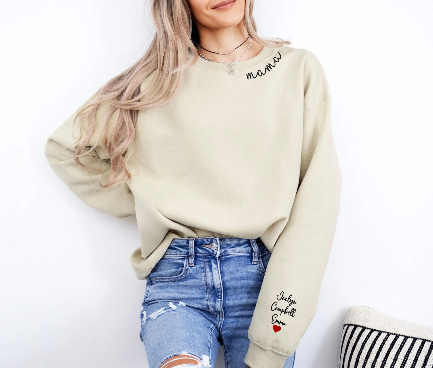 Personalisiertes besticktes Mama, Oma-Sweatshirt mit den Namen der Kinder, Muttertagsgeschenk