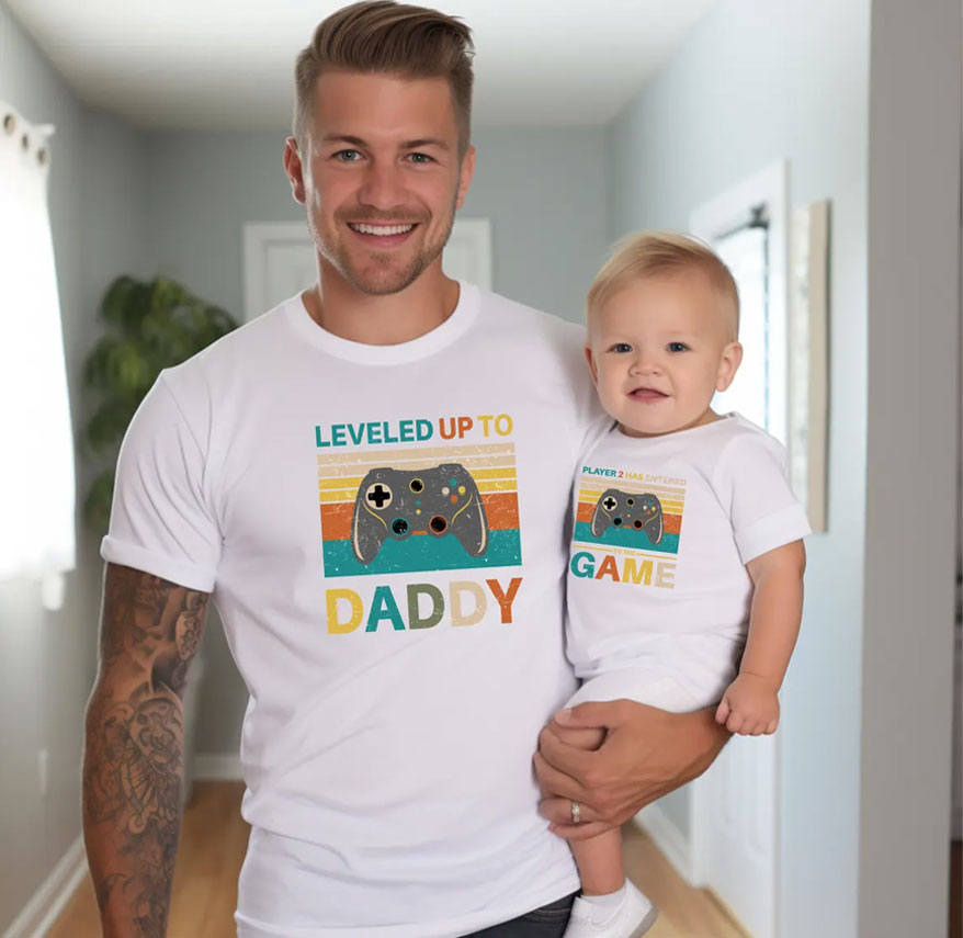 Leveled Up to Daddy T-Shirts – Matching Shirts für Papa & Kids