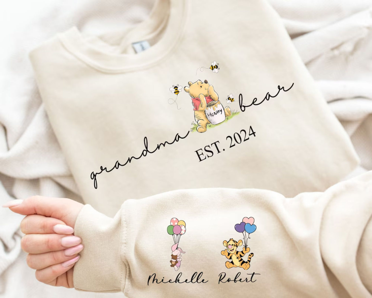 Personalisierter Mama-Bär Hoodie und Sweatshirt – Weihnachtsgeschenk für Mama