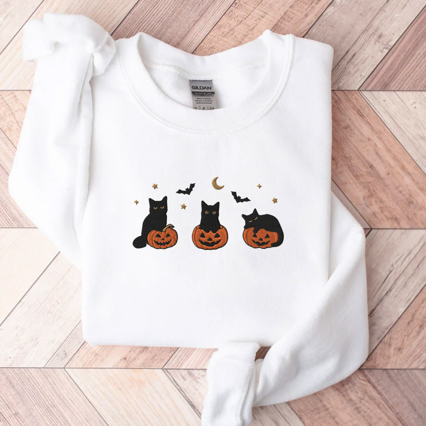 Spooky Black Cat Embroidered Sweatshirt for Fall