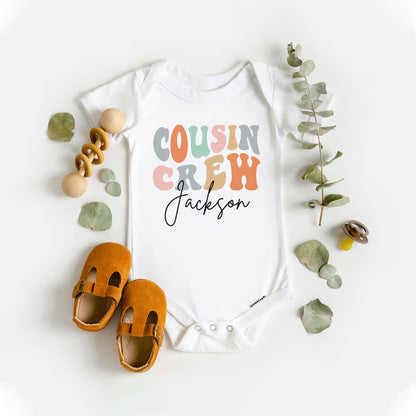 Personalisiertes Groovy Cousin Crew Kinder Shirt - Retro individuell abgestimmte Cousins Shirts