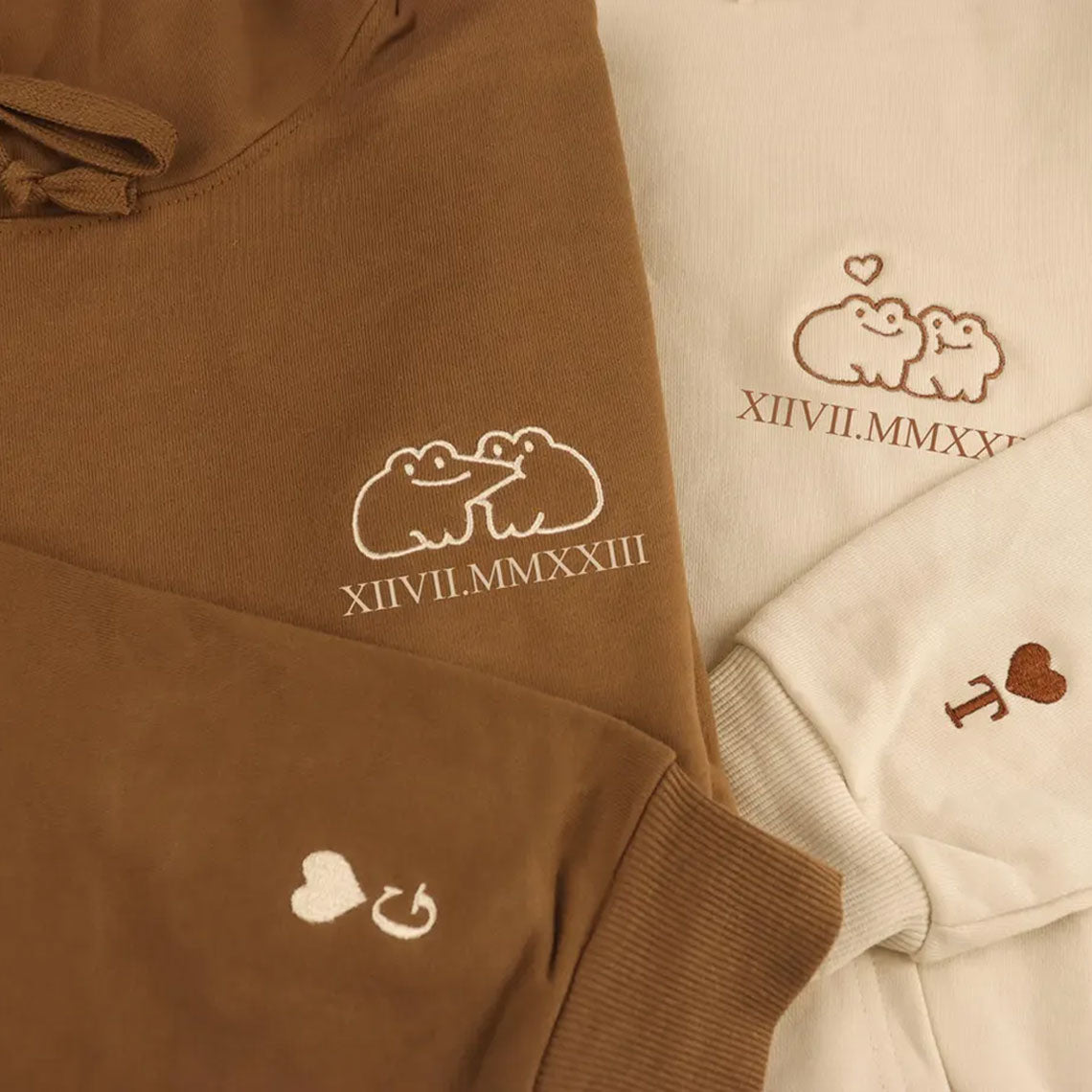 Personalisiertes Frosch-Pärchen Hoodie bestickt – Couple Hoodie mit Namen