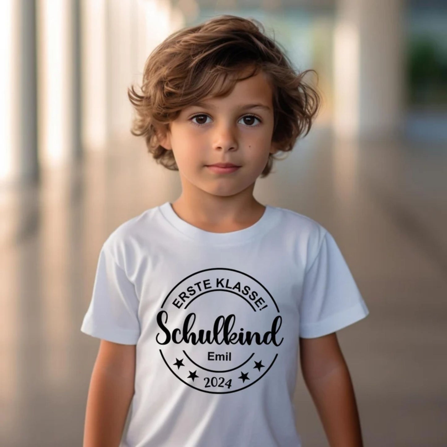 Erstklässler T-Shirt: Personalisiertes T-Shirt für Kinder, Schulkind 2024 Shirt mit Namen