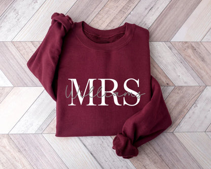 Personalisierter Mr & Mrs Sweatshirt mit Namen – Flitterwochen- und Hochzeitsgeschenk für Paare