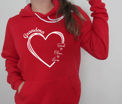 Personalisierter Oma-Sweatshirt mit Herz und Namen der Enkelkinder – Geschenke für Oma