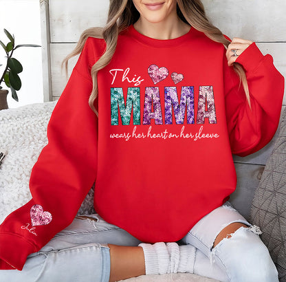 Diese Mama trägt ihr Herz Sweatshirt – Geschenk für Mama
