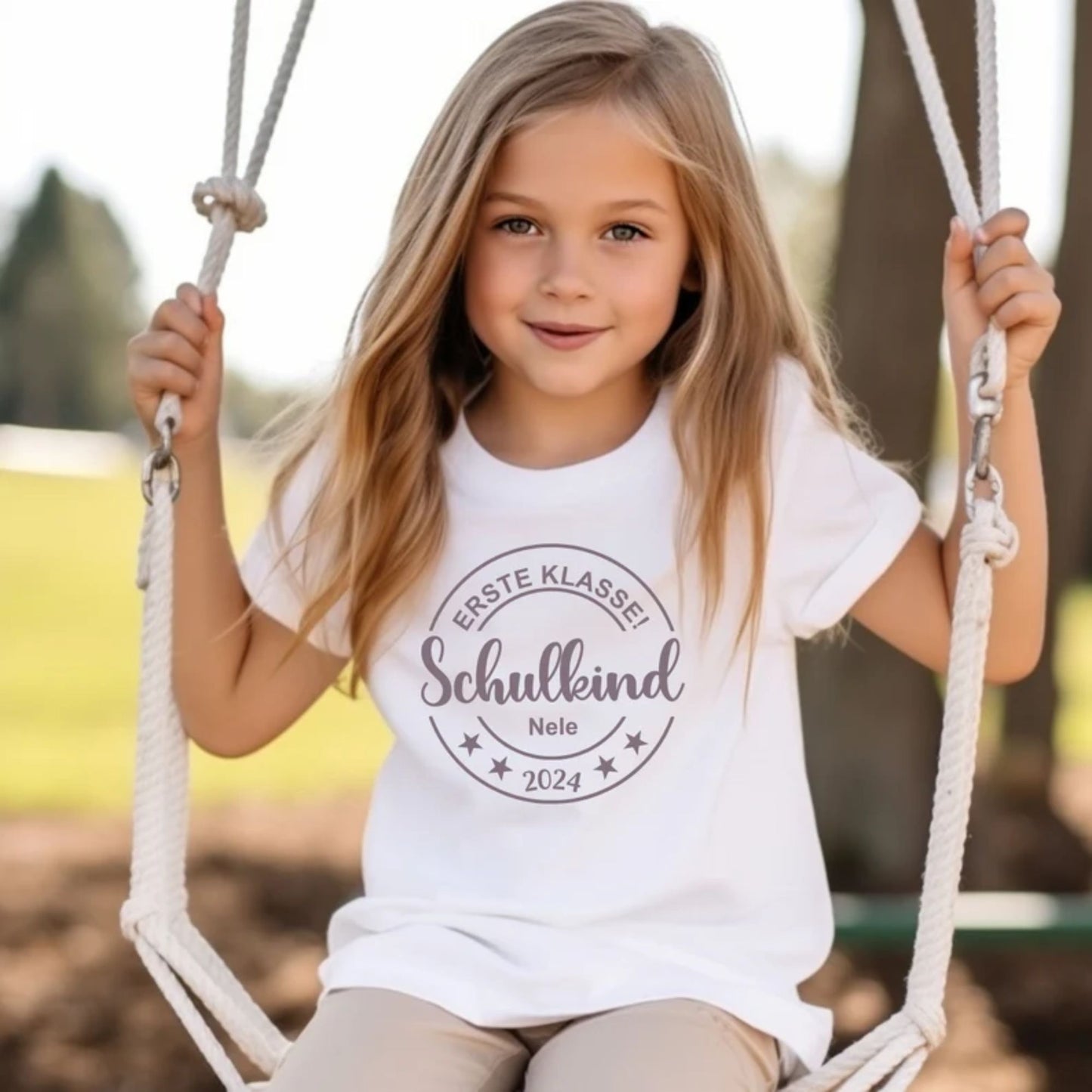 Erstklässler T-Shirt: Personalisiertes T-Shirt für Kinder, Schulkind 2024 Shirt mit Namen