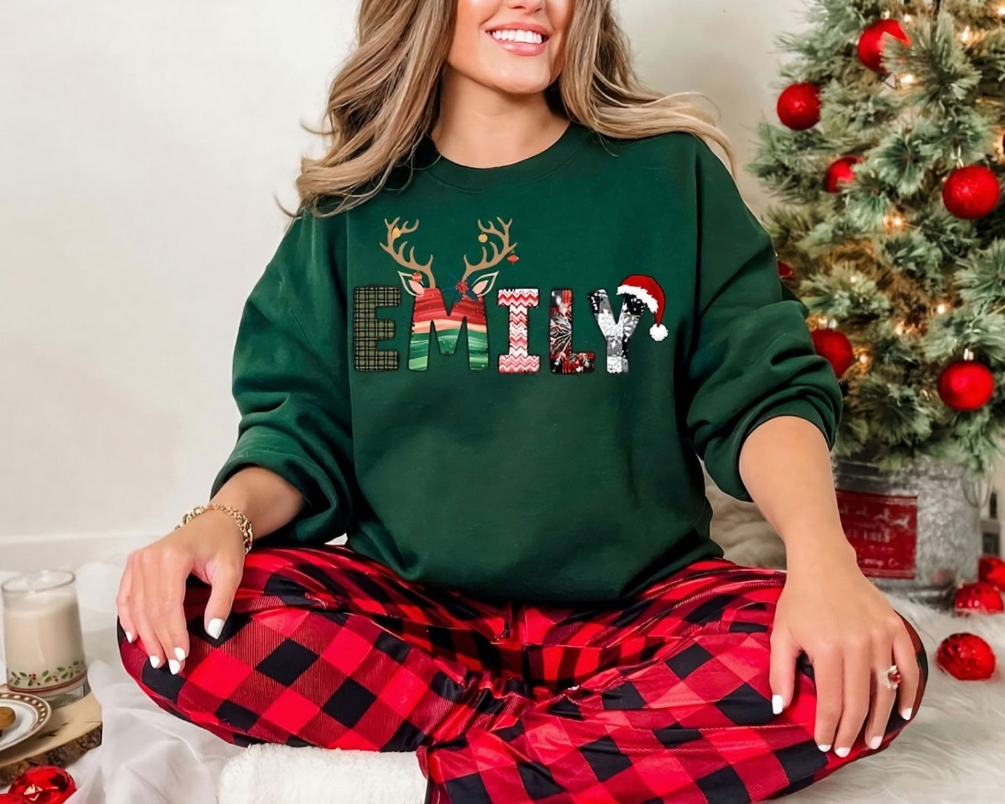 Personalisierter Familien-Weihnachtssweatshirt mit Namen – Perfektes Weihnachtsgeschenk