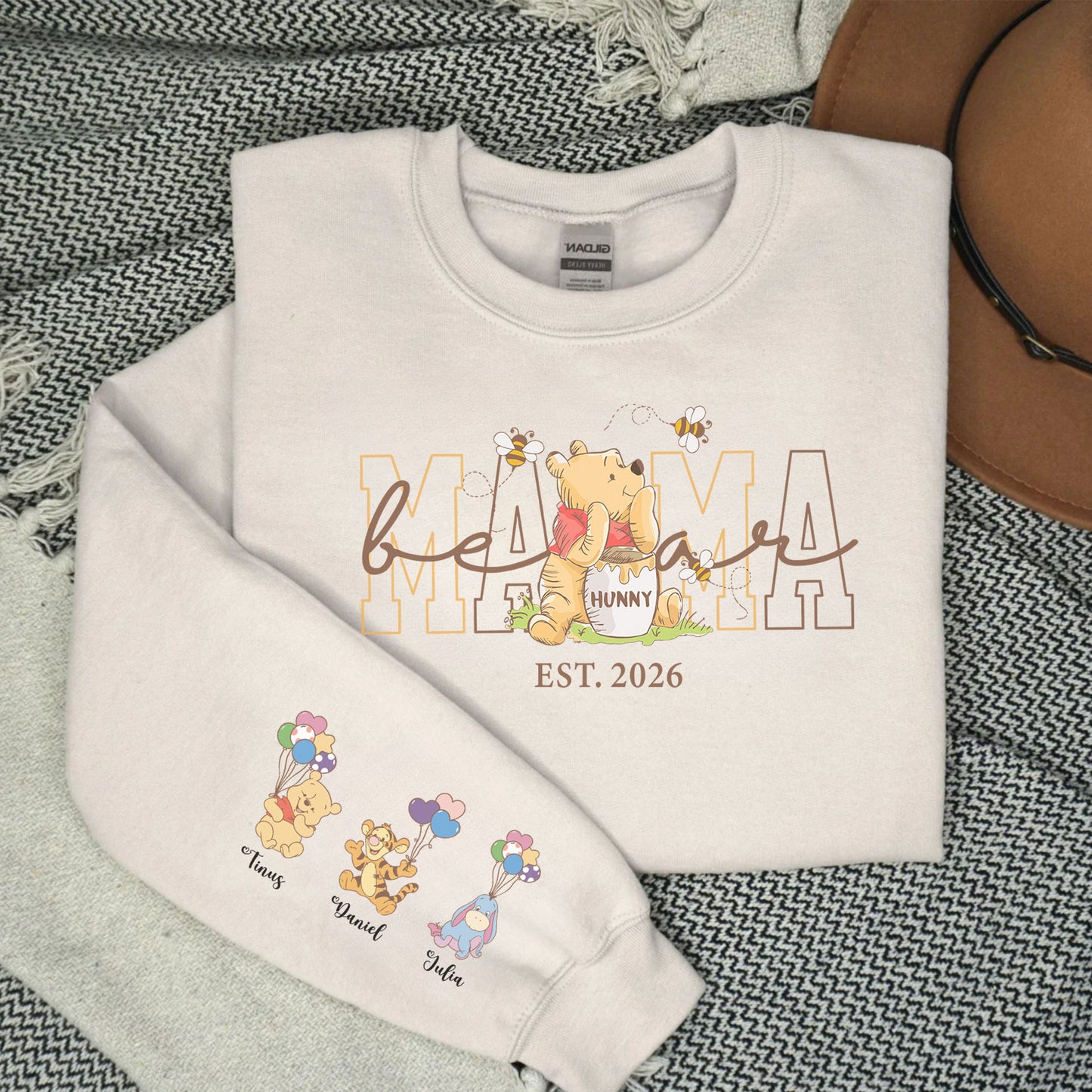Personalisiertes Mama Bär Sweatshirt mit Kindernamen – Muttertagsgeschenk