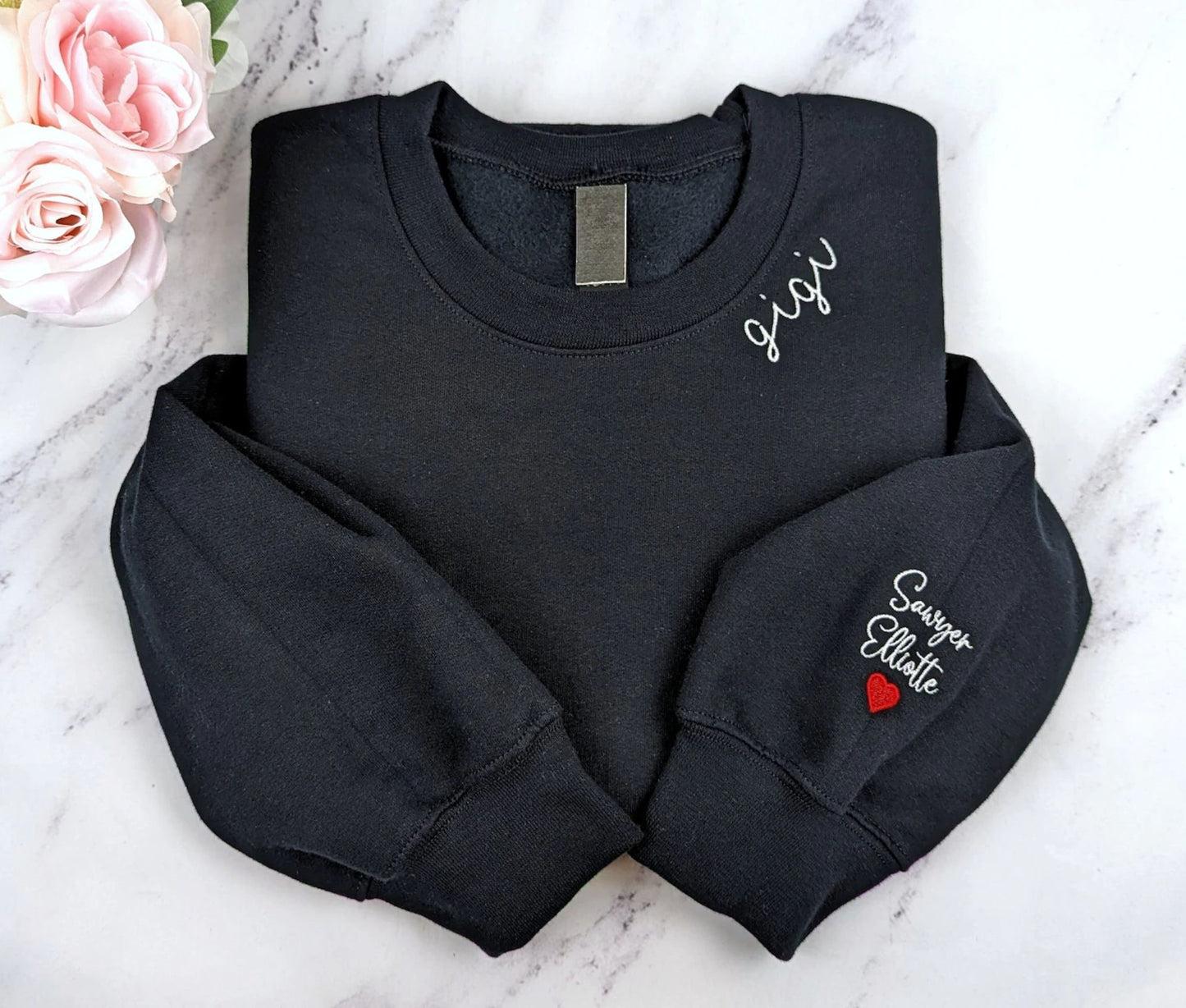 Personalisiertes besticktes Mama, Oma-Sweatshirt mit den Namen der Kinder, Muttertagsgeschenk