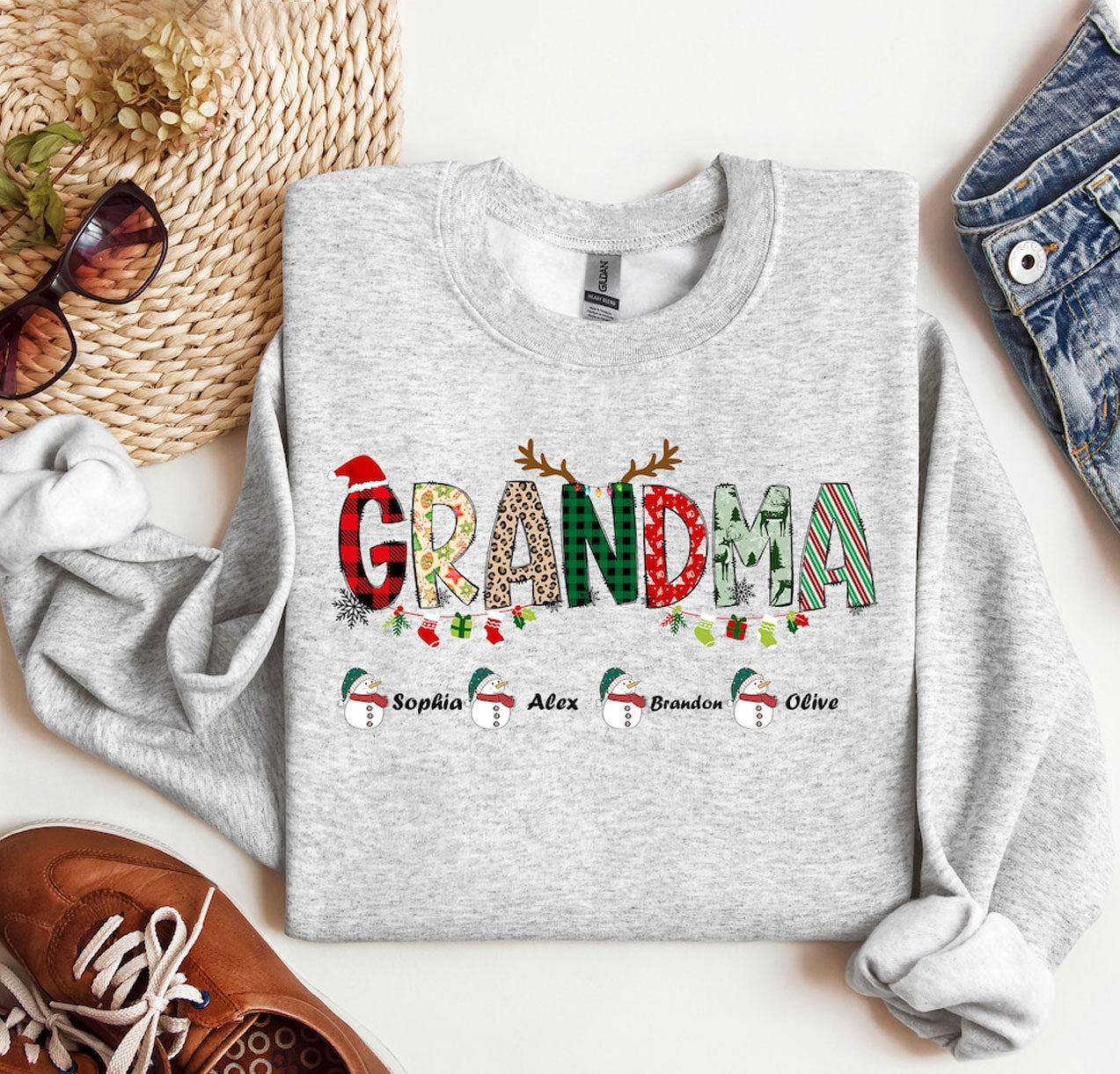 Personalisierter Oma Sweatshirt mit den Namen der Enkel