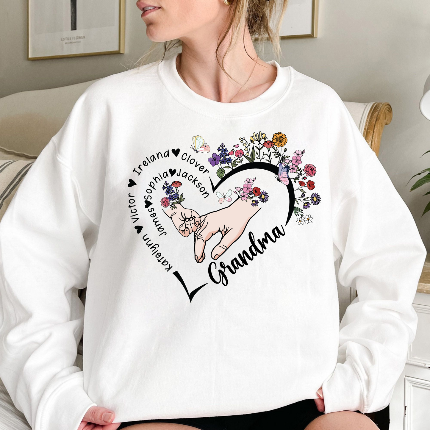 Custom 'Grandma' Series Sweatshirt with Floral Heart - Select Your Title & Add Names