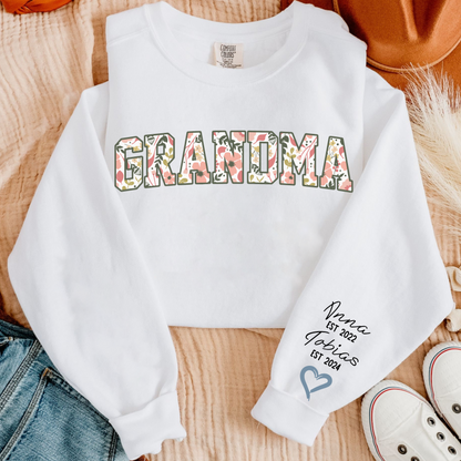 Floral Oma Sweatshirt – Personalized with Grandkids’ Names and Dates