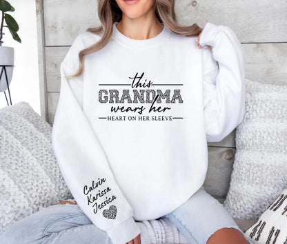 Personalisierter Oma-Sweatshirt, Diese Oma trägt ihr Herz auf dem Ärmel Pullover