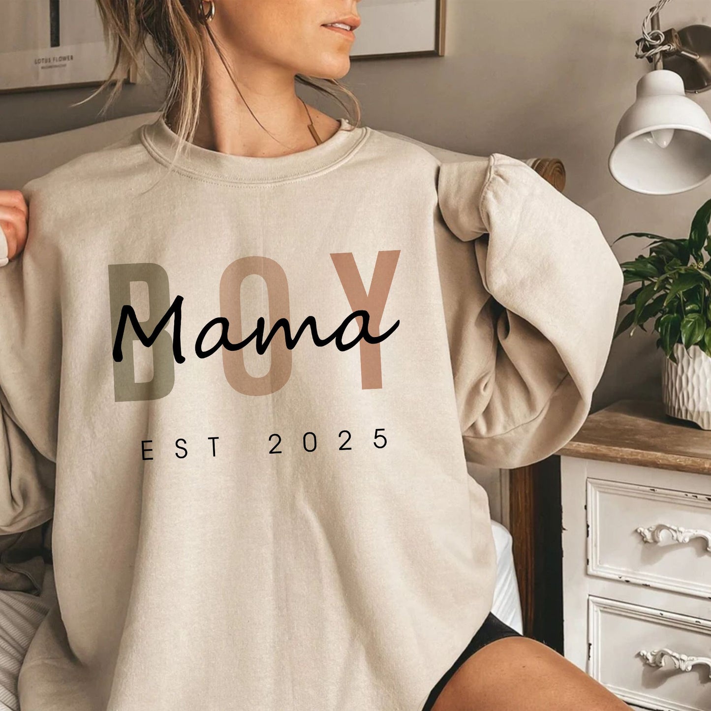 Personalisiertes Mama Sweatshirt, Junge Mama Geschenk, Muttertagsgeschenk