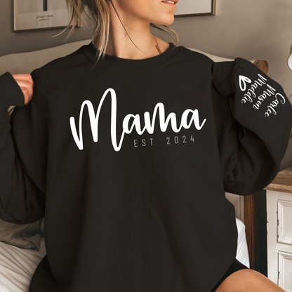 Personalisiertes 'Mama EST 2024' Sweatshirt mit Namen auf den Ärmeln