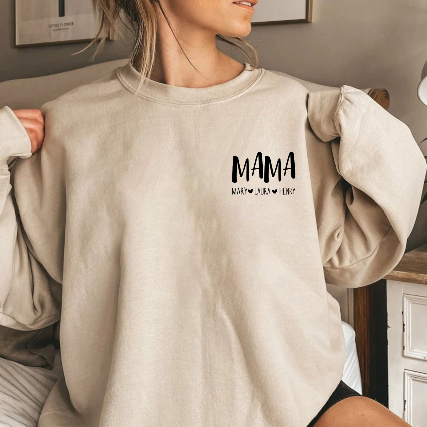 Mama T-Shirt mit Kindernamen - Personalisiertes Geschenk zum Muttertag