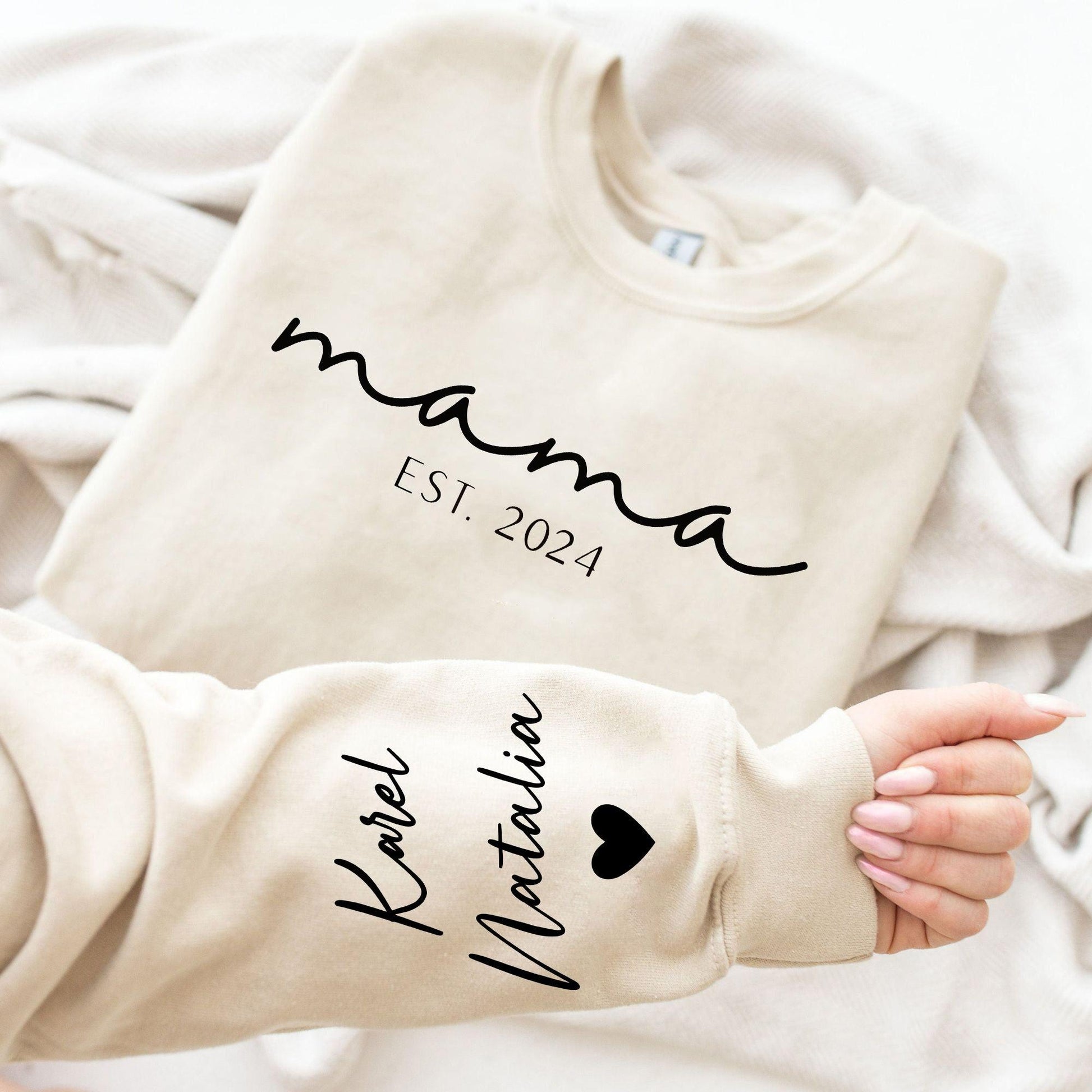 Personalisiertes Mama-Sweatshirt mit Kindernamen - Geschenk für Mama - GiftHaus