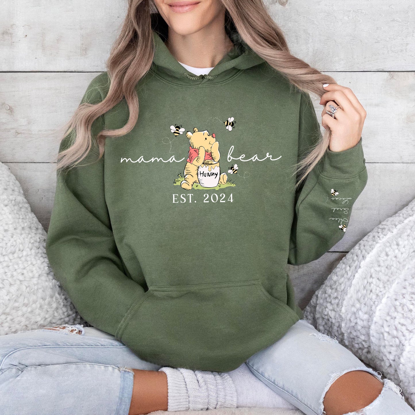 Personalisierte Mama Bär Shirt - Mama Est Sweatshirt mit dem Namen des Kindes auf dem Ärmel