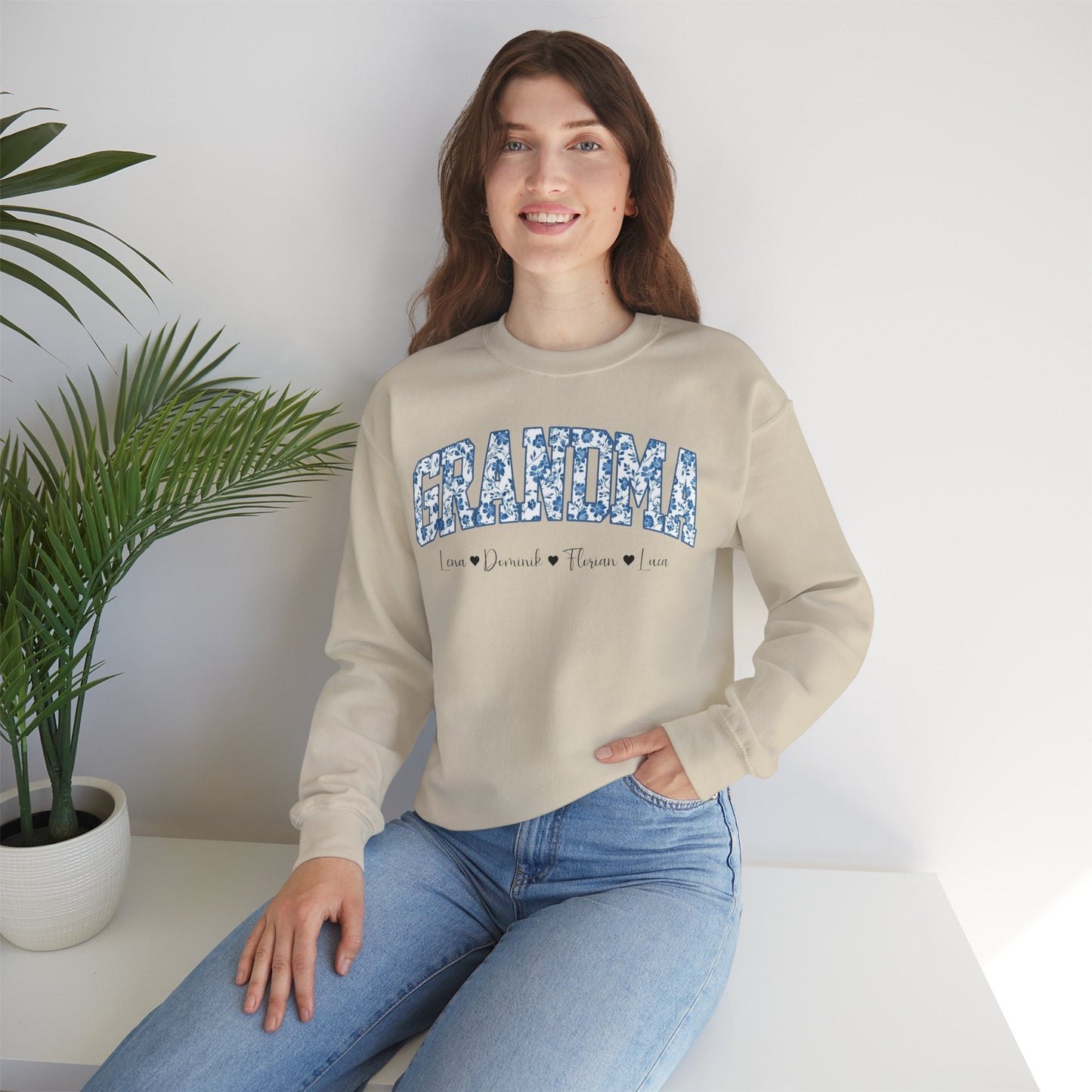 Personalisierter Oma Sweatshirt mit Enkel-Namen – Geschenk für Oma